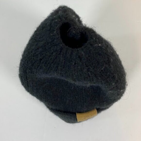 Maple Leaf Logo Unisex Black Beanie Ribbed Knit Hat for Pony Tails - Picture 4 of 4